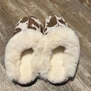 Cozy Cow Print Slippers with Faux Fur